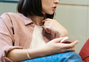 不倫をやめたいけどやめられない！婚外恋愛や不倫脱却の方法とは